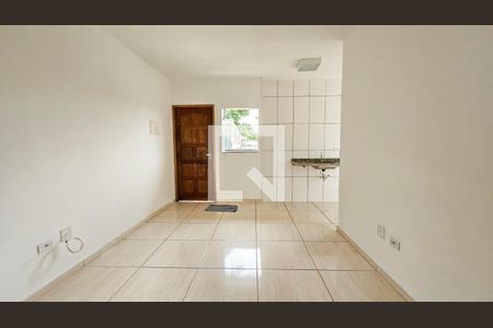 Sala e Cozinha de apartamento para alugar com 2 quartos, 37m² em Parque Boturussu, São Paulo