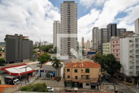 Vista da Varanda e Cozinha de kitnet/studio à venda com 1 quarto, 32m² em Pinheiros, São Paulo