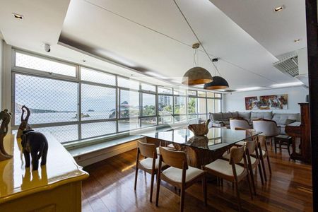 Apartamento à venda com 4 quartos, 220m² em Ingá, Niterói