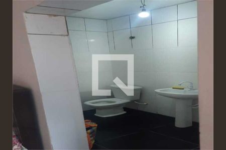 Casa à venda com 1 quarto, 140m² em Utinga, Santo André