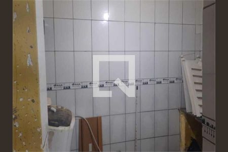 Casa à venda com 1 quarto, 140m² em Utinga, Santo André