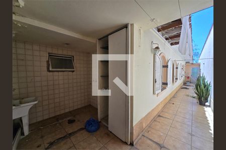 Casa à venda com 3 quartos, 120m² em Vila Gomes, São Paulo