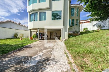 Casa à venda com 5 quartos, 672m² em Chácara Monte Alegre, São Paulo