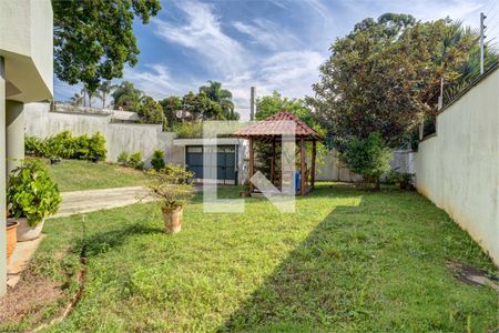 Casa à venda com 5 quartos, 672m² em Chácara Monte Alegre, São Paulo