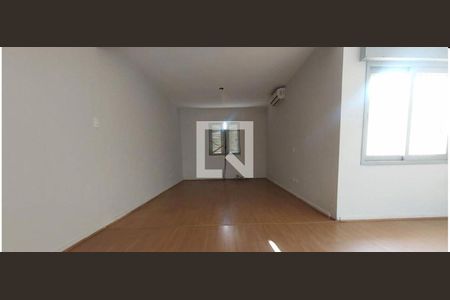 Casa à venda com 3 quartos, 200m² em Vila Alexandria, São Paulo