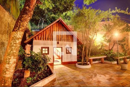 Casa à venda com 4 quartos, 585m² em Jardim Botânico, Rio de Janeiro