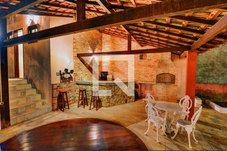 Casa à venda com 4 quartos, 585m² em Jardim Botânico, Rio de Janeiro