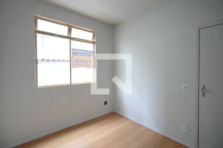 Quarto 2 de apartamento para alugar com 2 quartos, 65m² em Nova Floresta, Belo Horizonte