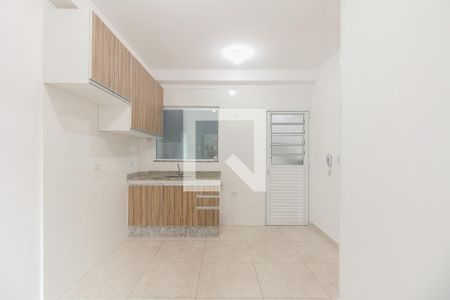 Sala  de apartamento para alugar com 2 quartos, 42m² em Vila Esperança, São Paulo