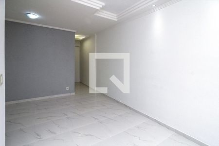 sala de apartamento para alugar com 3 quartos, 80m² em Jardim Santa Emilia, São Paulo