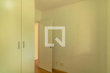 Quarto 1 de apartamento para alugar com 2 quartos, 76m² em Vila Guarani, São Paulo