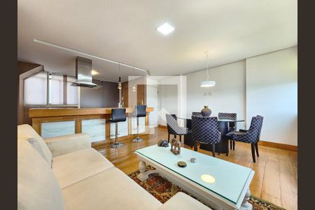 Sala de apartamento à venda com 3 quartos, 142m² em Funcionários, Belo Horizonte