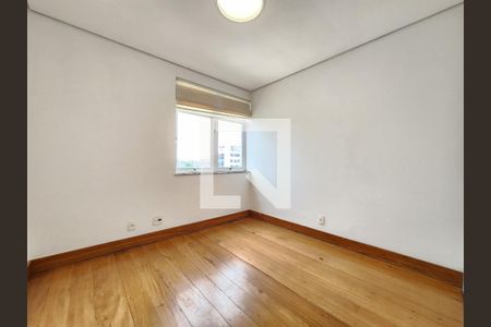 Quarto 1 de apartamento à venda com 3 quartos, 142m² em Funcionários, Belo Horizonte