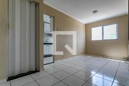 Sala de apartamento para alugar com 3 quartos, 55m² em Vila Nova Aparecida, Mogi das Cruzes