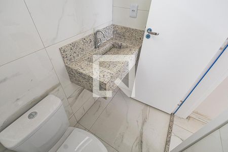 Lavabo de casa à venda com 3 quartos, 162m² em Floramar, Belo Horizonte