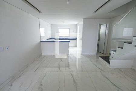 Sala de casa à venda com 3 quartos, 162m² em Floramar, Belo Horizonte