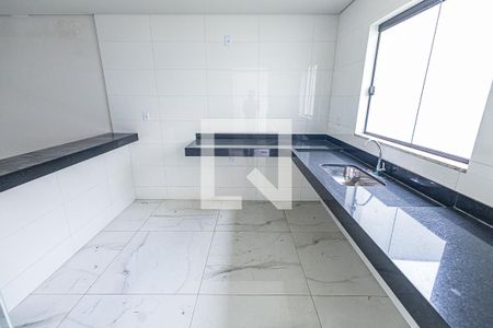 Cozinha de casa à venda com 3 quartos, 162m² em Floramar, Belo Horizonte