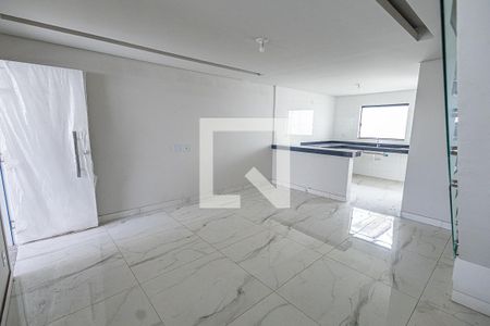 Sala de casa à venda com 3 quartos, 162m² em Floramar, Belo Horizonte