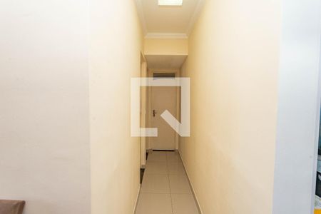 Corredor de apartamento para alugar com 2 quartos, 49m² em Canhema, Diadema