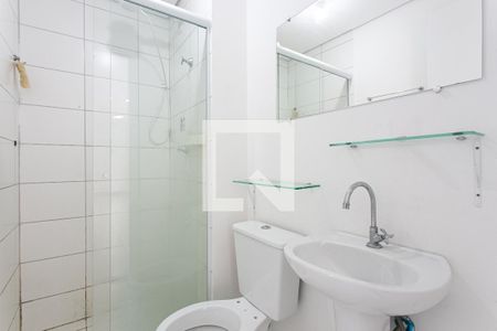 Banheiro de kitnet/studio para alugar com 1 quarto, 25m² em Vila Granada, São Paulo