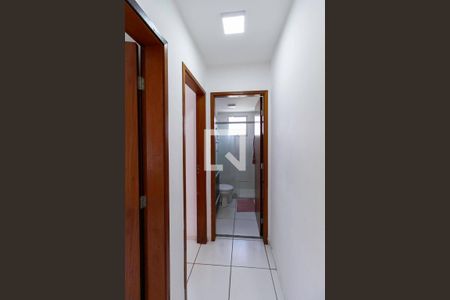 Corredor de apartamento à venda com 2 quartos, 51m² em Jardim Alvorada, Belo Horizonte