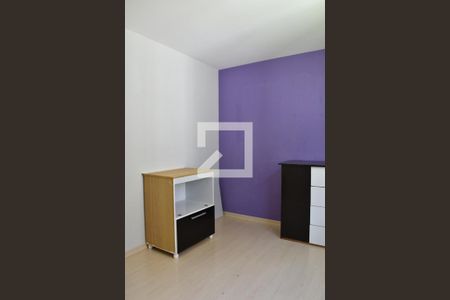 Quarto 1 de apartamento para alugar com 2 quartos, 48m² em Augusta, Curitiba