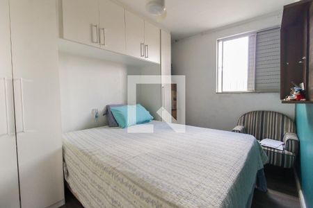 Quarto 1 de apartamento à venda com 2 quartos, 50m² em Vila Carmosina, São Paulo