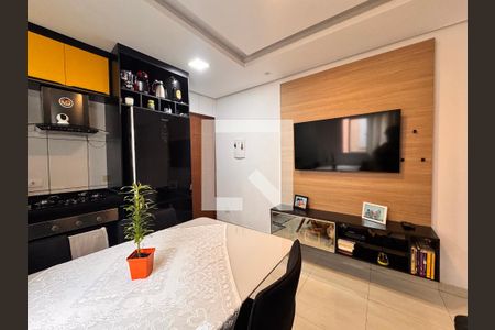 Sala de apartamento à venda com 2 quartos, 100m² em Parque Oratório, Santo André