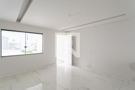 Sala de casa à venda com 3 quartos, 162m² em Floramar, Belo Horizonte