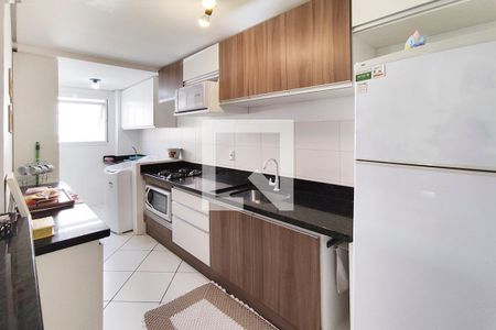 Apartamento para alugar com 62m², 2 quartos e 1 vaga Apartamento para alugar com 62m², 2 quartos e 1 vagaCozinha e Área de Se