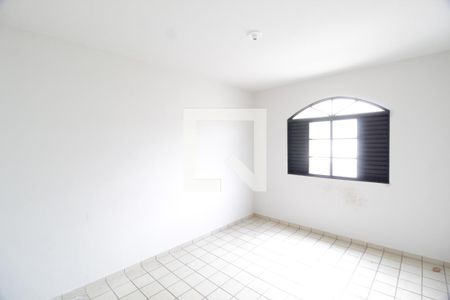 Quarto 1 de apartamento para alugar com 2 quartos, 84m² em Tabajaras, Uberlândia