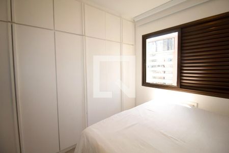 Quarto 1 de apartamento para alugar com 2 quartos, 63m² em Cerqueira César, São Paulo