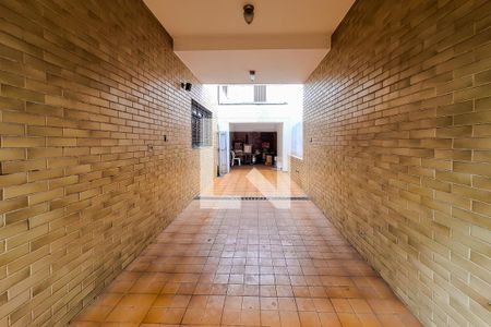 Casa à venda com 300m², 4 quartos e 3 vagas Casa à venda com 300m², 4 quartos e 3 vagasGaragem