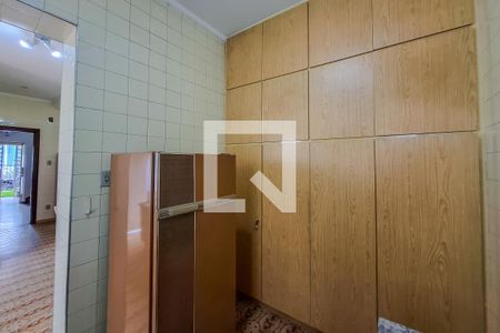 Casa à venda com 300m², 4 quartos e 3 vagas Casa à venda com 300m², 4 quartos e 3 vagasCozinha