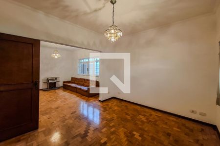 Sala de casa à venda com 4 quartos, 300m² em Cambuci, São Paulo