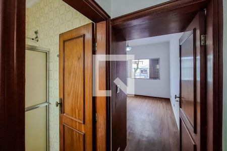 Casa à venda com 300m², 4 quartos e 3 vagas Casa à venda com 300m², 4 quartos e 3 vagasSuíte