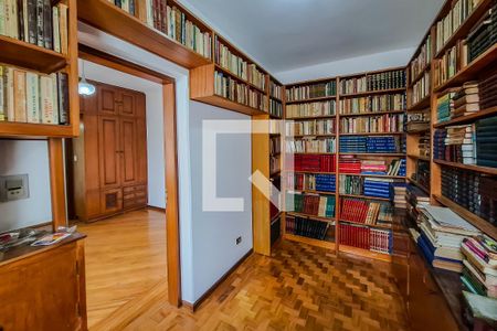 Casa à venda com 300m², 4 quartos e 3 vagas Casa à venda com 300m², 4 quartos e 3 vagasQuarto 3