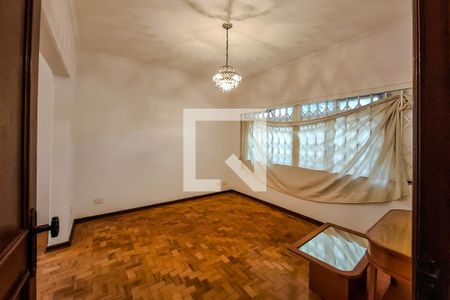 Sala de casa à venda com 4 quartos, 300m² em Cambuci, São Paulo