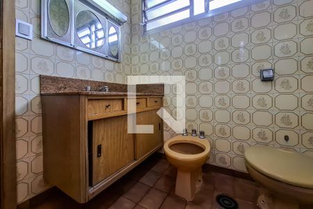 Casa à venda com 300m², 4 quartos e 3 vagas Casa à venda com 300m², 4 quartos e 3 vagasSuíte