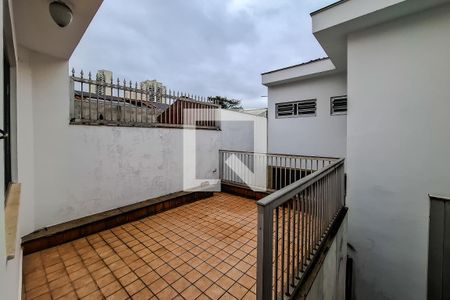 Casa à venda com 300m², 4 quartos e 3 vagas Casa à venda com 300m², 4 quartos e 3 vagasVaranda Quarto de Serviço
