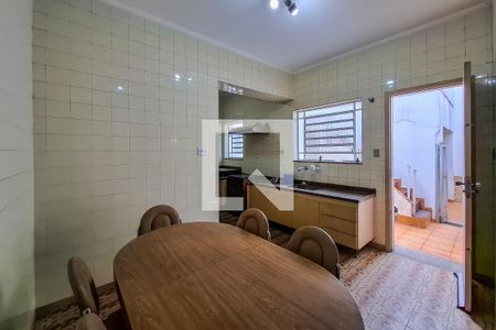 Casa à venda com 300m², 4 quartos e 3 vagas Casa à venda com 300m², 4 quartos e 3 vagasCozinha
