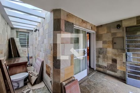 Sala de casa à venda com 4 quartos, 300m² em Cambuci, São Paulo