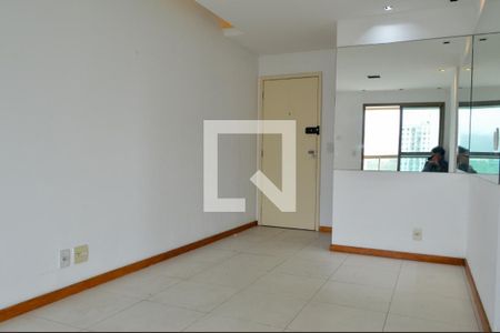 Sala de apartamento à venda com 2 quartos, 70m² em Curicica, Rio de Janeiro