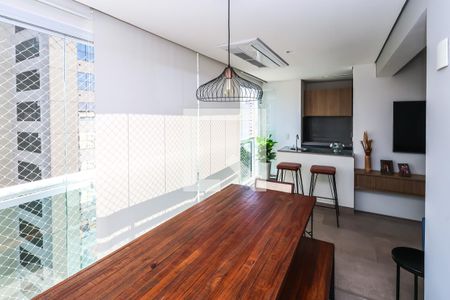 Varanda de apartamento à venda com 2 quartos, 74m² em Aclimação, São Paulo