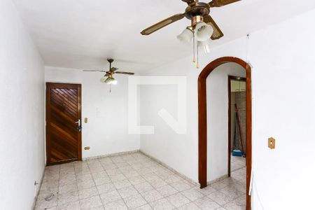 Sala de apartamento para alugar com 3 quartos, 58m² em Parque Pinheiros, Taboão da Serra