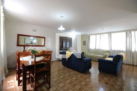 Sala de casa à venda com 6 quartos, 360m² em Taquara, Rio de Janeiro