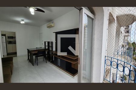 Sala de apartamento para alugar com 1 quarto, 70m² em Boqueirão, Santos