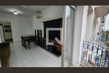 Detalhe Sala de apartamento para alugar com 1 quarto, 70m² em Boqueirão, Santos