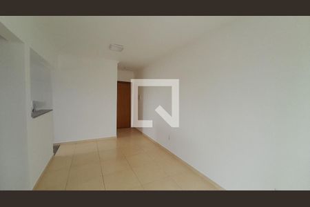 Sala de apartamento para alugar com 1 quarto, 47m² em Vila Tupi, Praia Grande