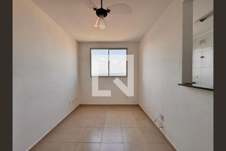 Sala de apartamento à venda com 2 quartos, 45m² em Parque Sao Vicente, Santo André